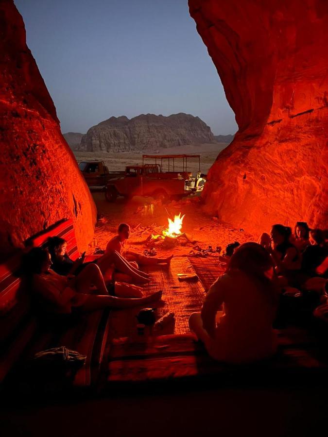 Отель Wadi Rum Desert Heart Camp Экстерьер фото