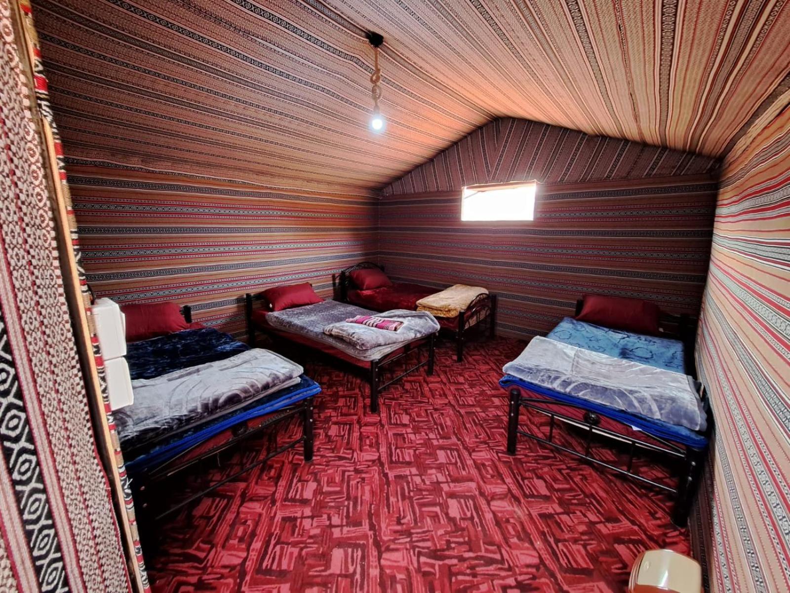 Отель Wadi Rum Desert Heart Camp Экстерьер фото