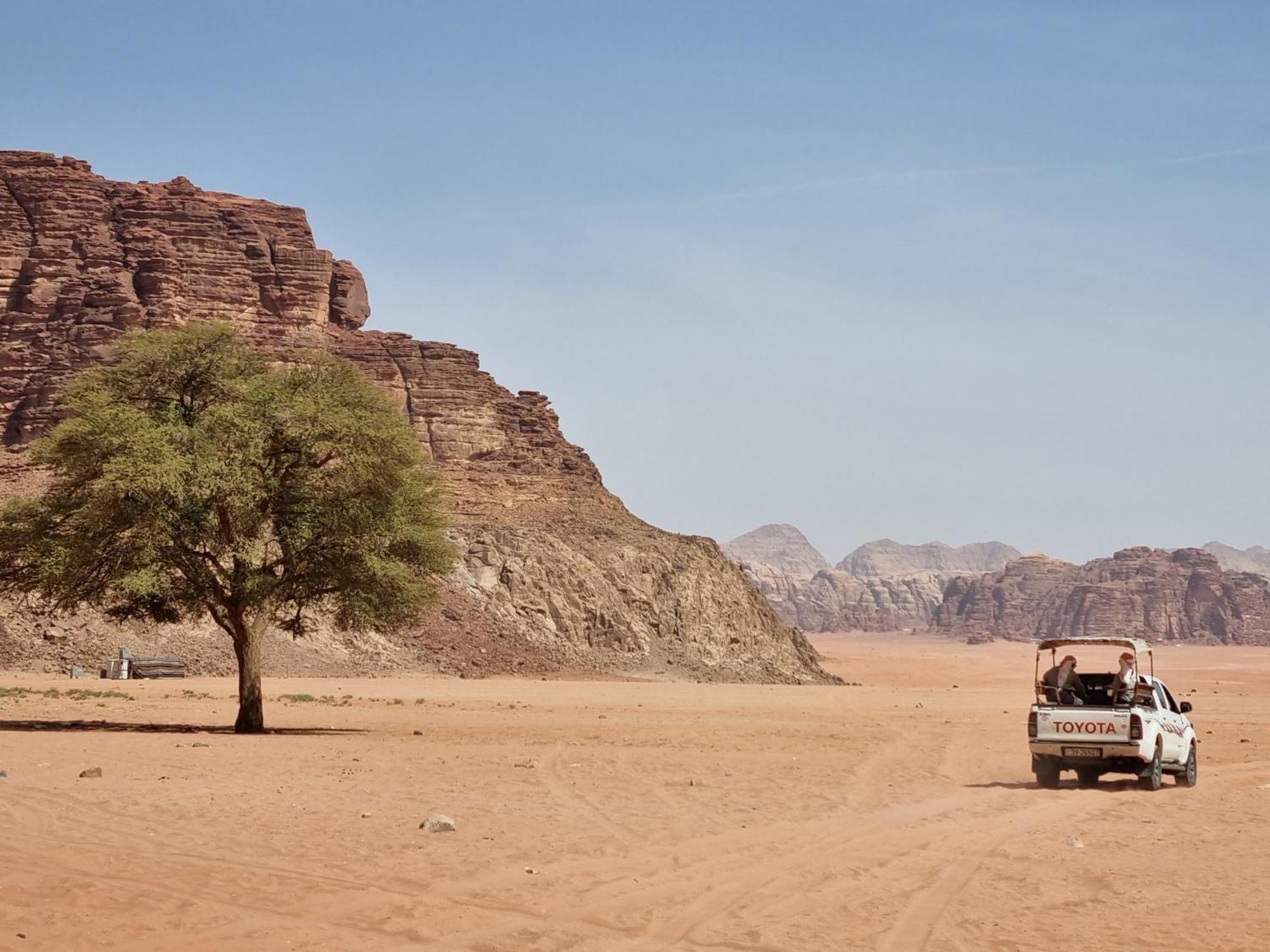 Отель Wadi Rum Desert Heart Camp Экстерьер фото